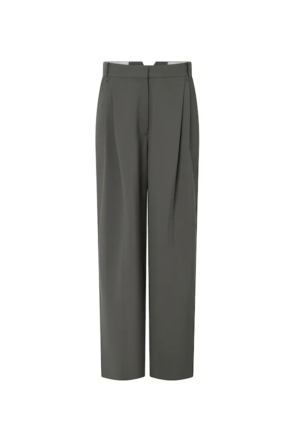 ANNICK PANT