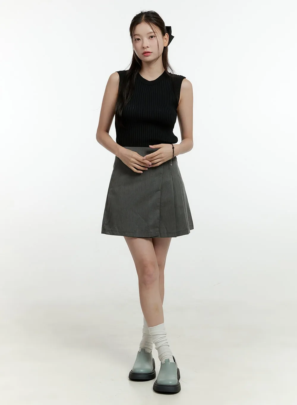 Back Slit Ribbed Sleeveless Top OL430