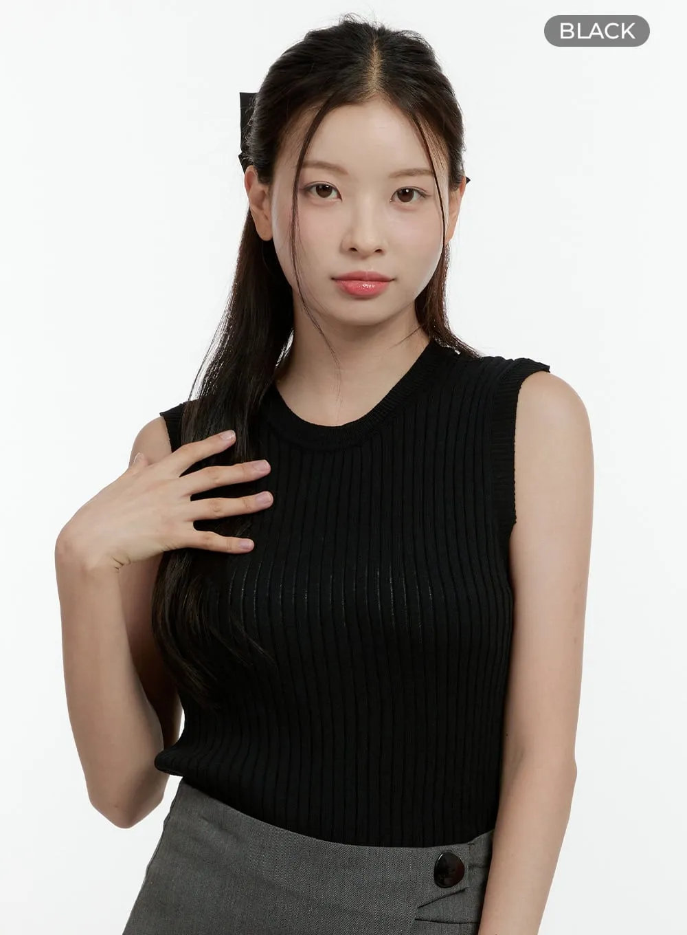 Back Slit Ribbed Sleeveless Top OL430