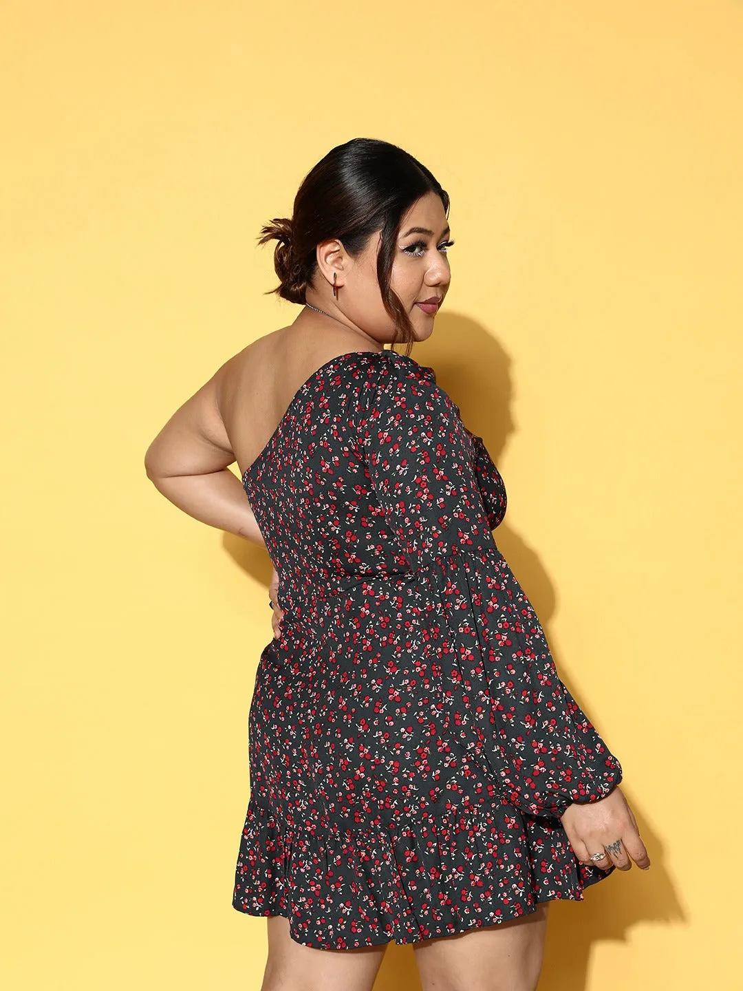 Berrylush Women Plus Size Navy Blue & Red Floral Printed One-Shoulder Neck Crepe Asymmetric Hem Pleated A-line Mini Dress