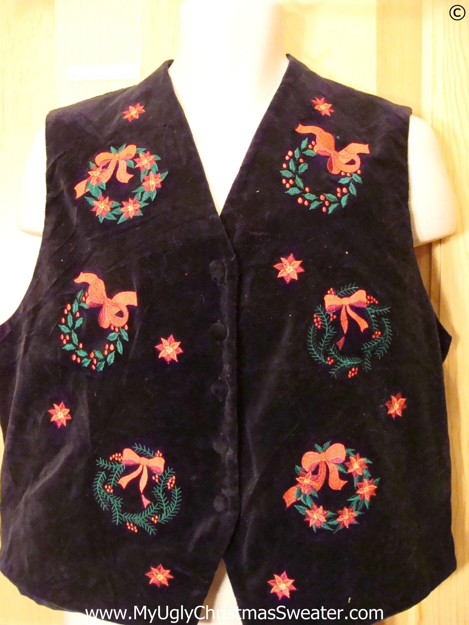 Cheap Wreath Christmas Velvety Vest