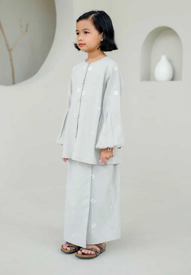 Kasih Girl (Grey Beige)