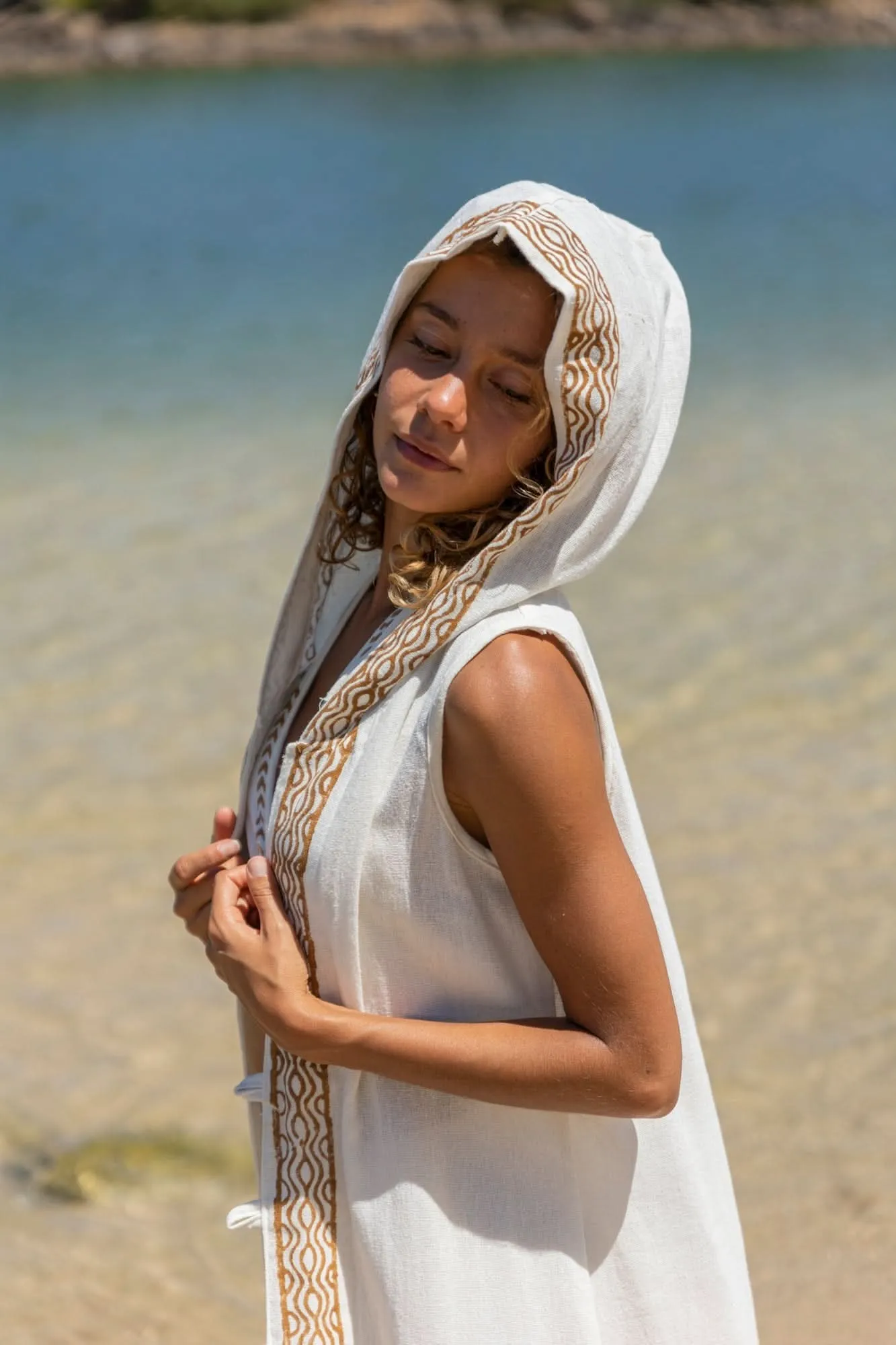 Lady of Valour Vest - Wholesale