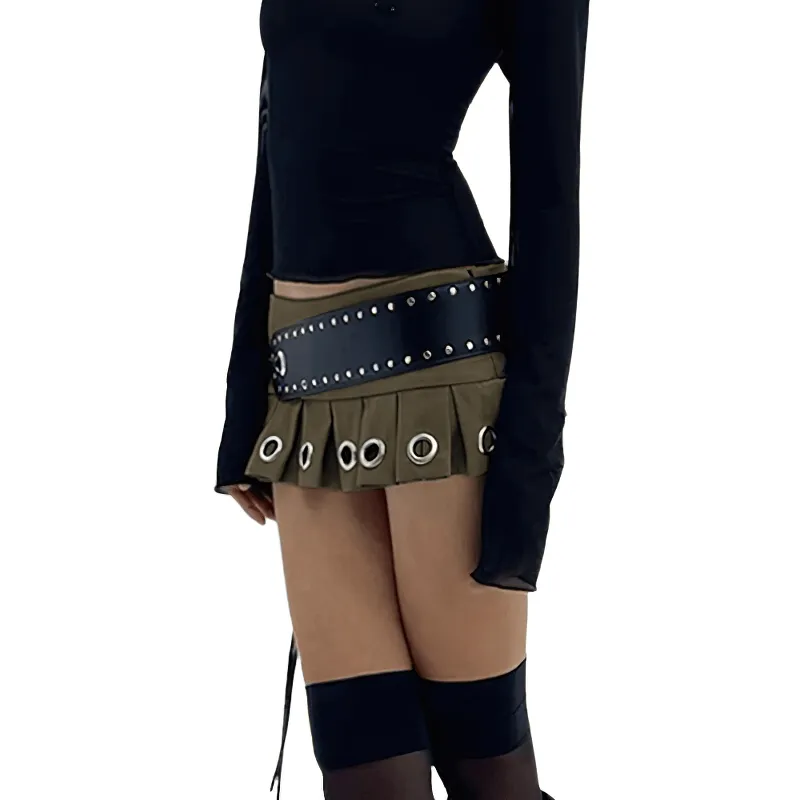 Punk Low Rise Pleated Shorts-Skirts With PU Belt / Vintage Grunge Women's Outfits