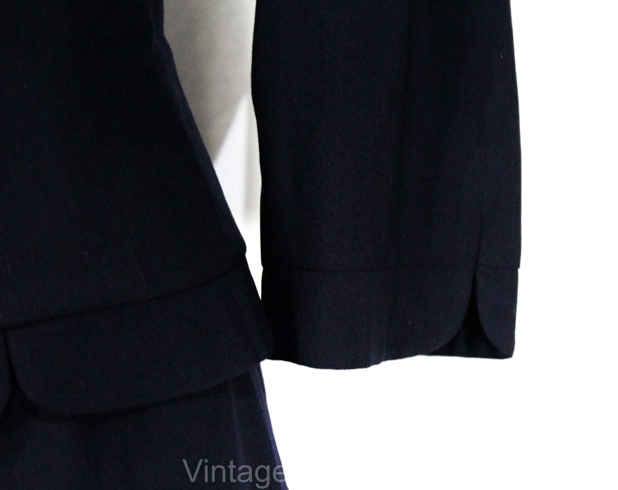 Size 2 Navy 1950s Suit - XS Small 50s Dark Blue Tailored Jacket & Fitted Skirt - Spiral Gold Buttons and Scallops - RothLeCover - Waist 24